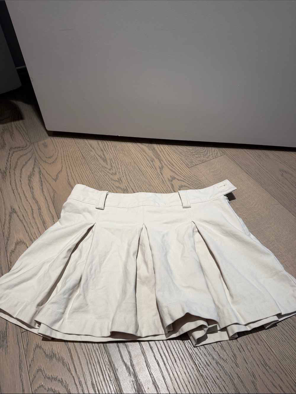 Aritzia Cream Pleated Skater Mini Skirt